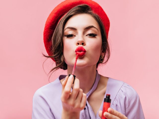 DONNE E MAKE-UP: Come è cambiato il modo di truccarsi, un veloce viaggio nella storia