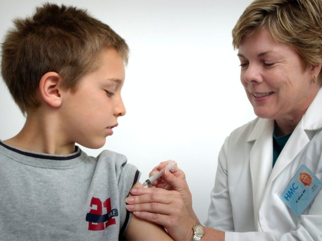 Vaccini obbligatori: 5 risposte per chiarirci le idee